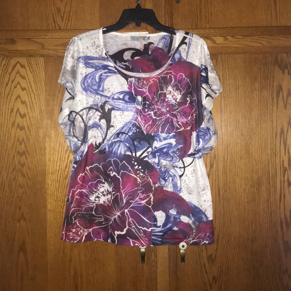 White top with burgundy flowers with rhinestones